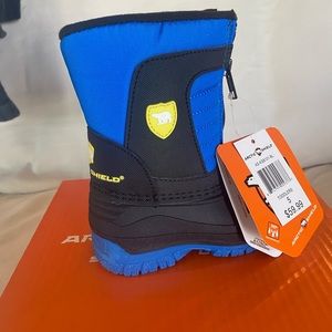 Arctic shield boots